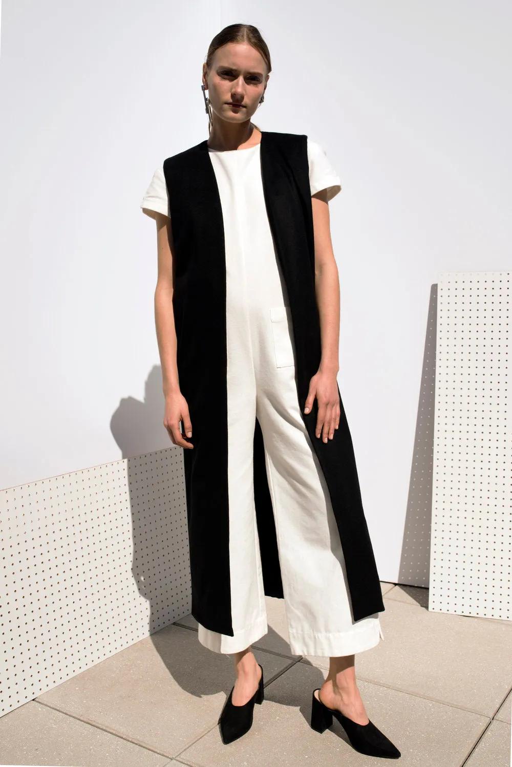 1–1003 LONG VEST