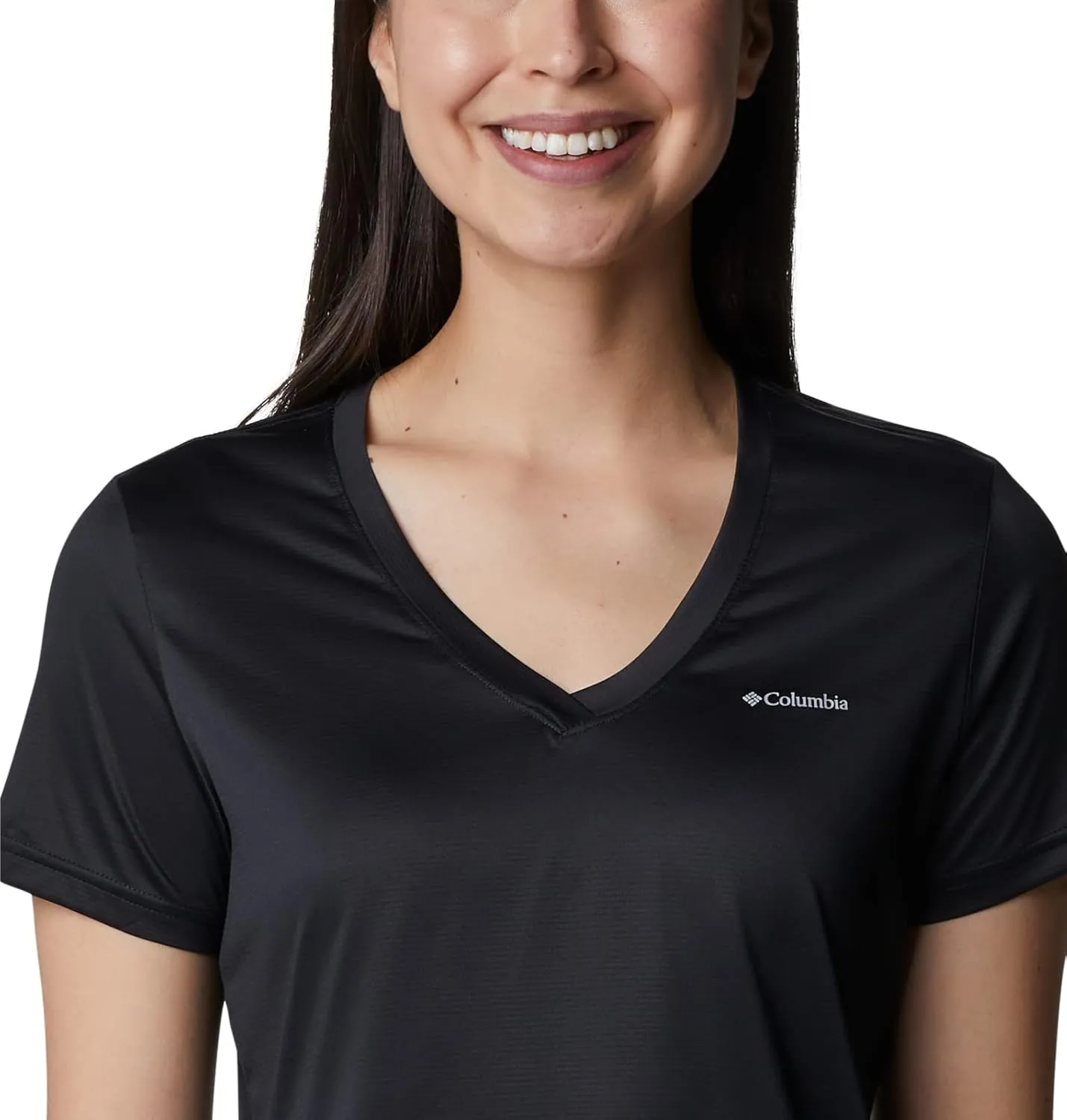 Columbia Women's Hike Short Sleeve V Neck