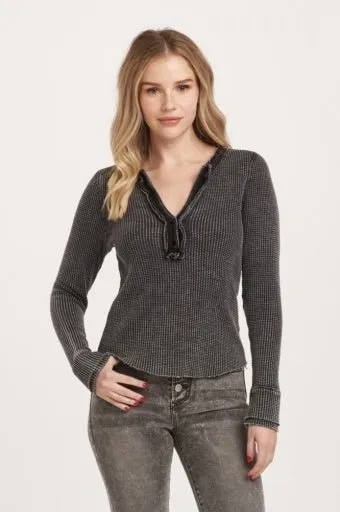 Luna Ribbed Henley