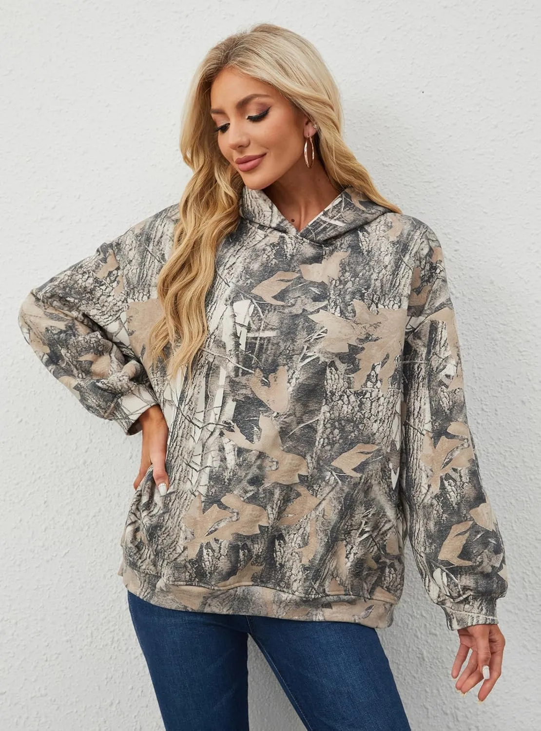 MISSACTIVER Womens Oversized Camo Hoodies Maple Leaf Print Hooded Sweatshirt Fleece Long Sleeve Pullover Fall Outfits