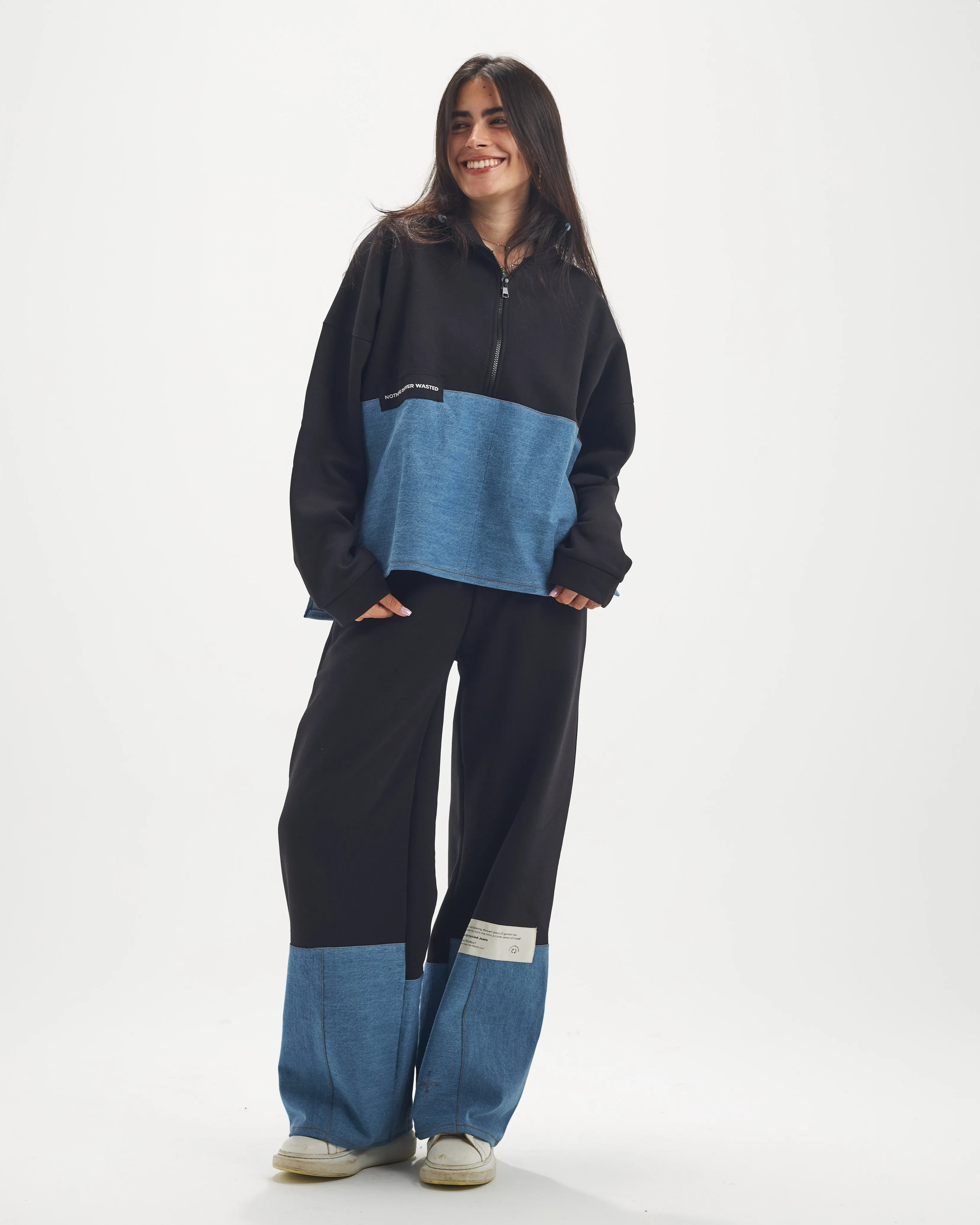 The Jean-ius Pants in Black