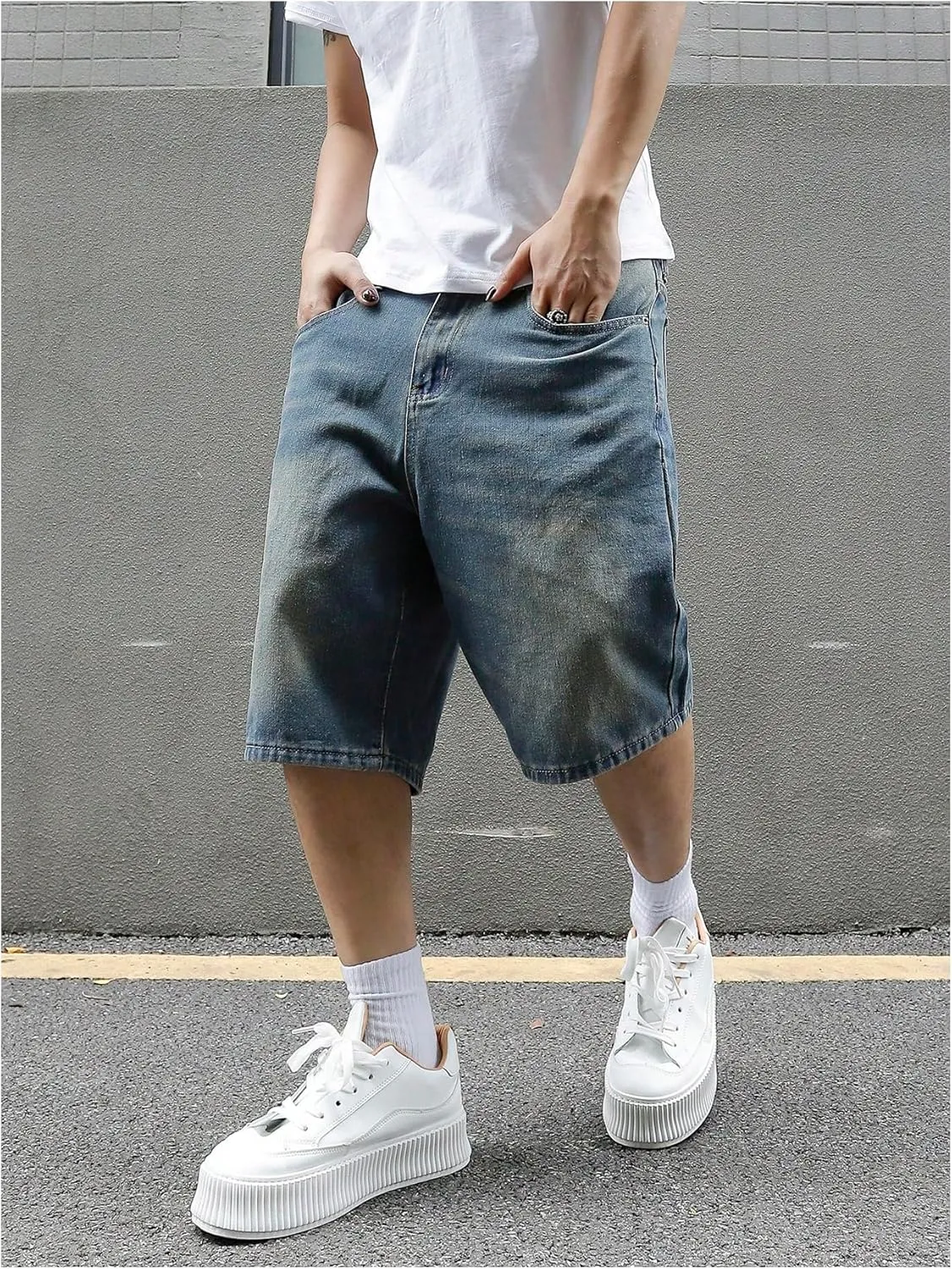 Verdusa Men's Baggy Bermuda Denim Shorts Streetwear Jean Short with Pockets