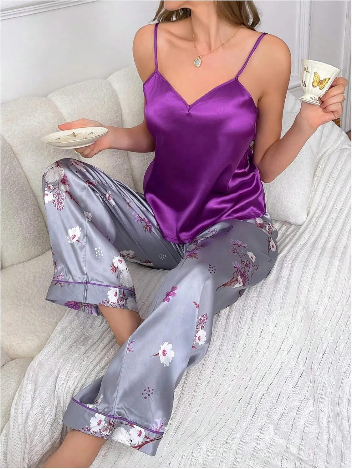 Verdusa Women's 2pcs Satin Pajama Sets Sleeveless Camisole Top and Floral Pants Pjs