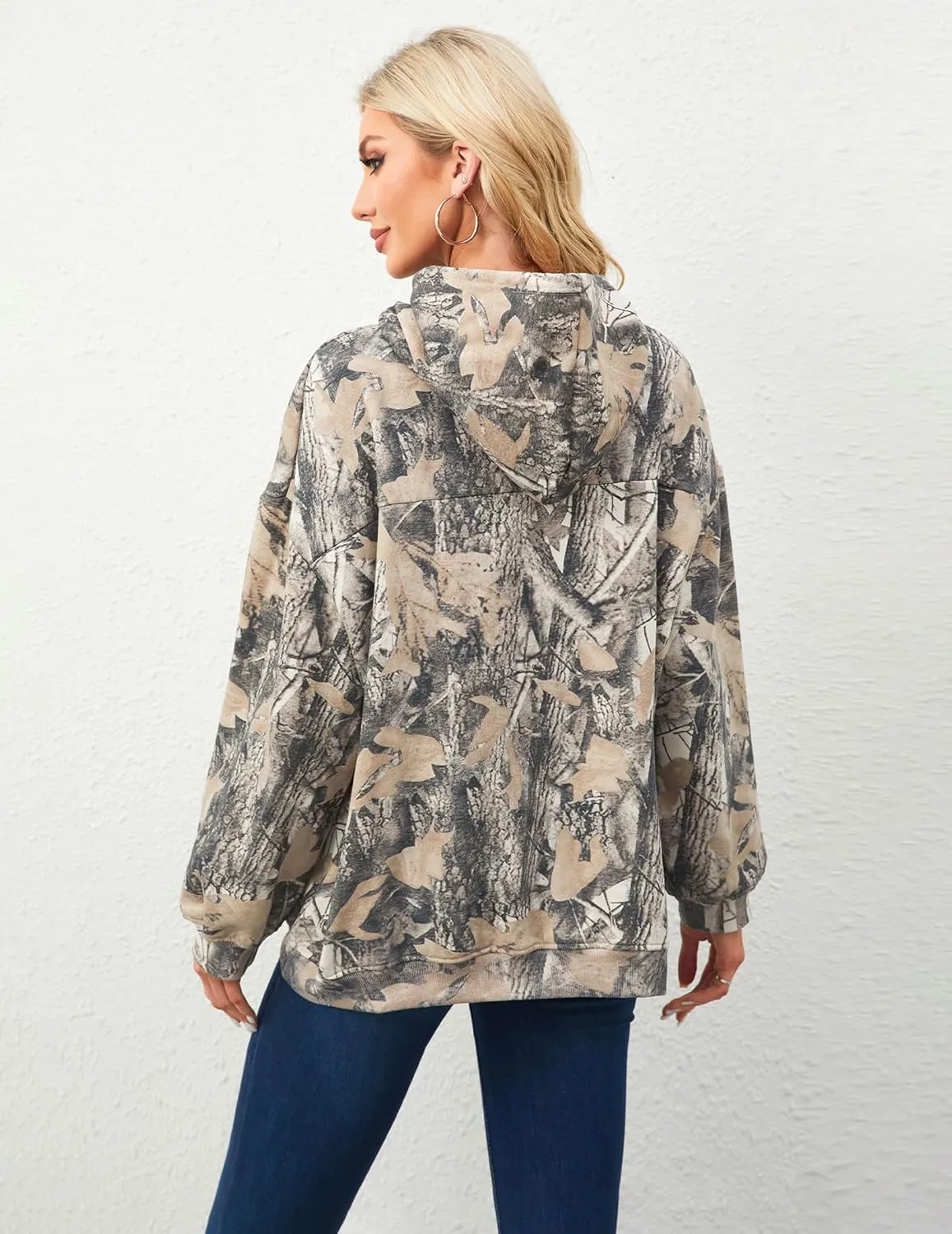 Womens Camo Hoodies Maple Leaf Print Oversized Hooded Pullover Shirt Fleece Long Sleeve Camo Sweatshirt With Pocket