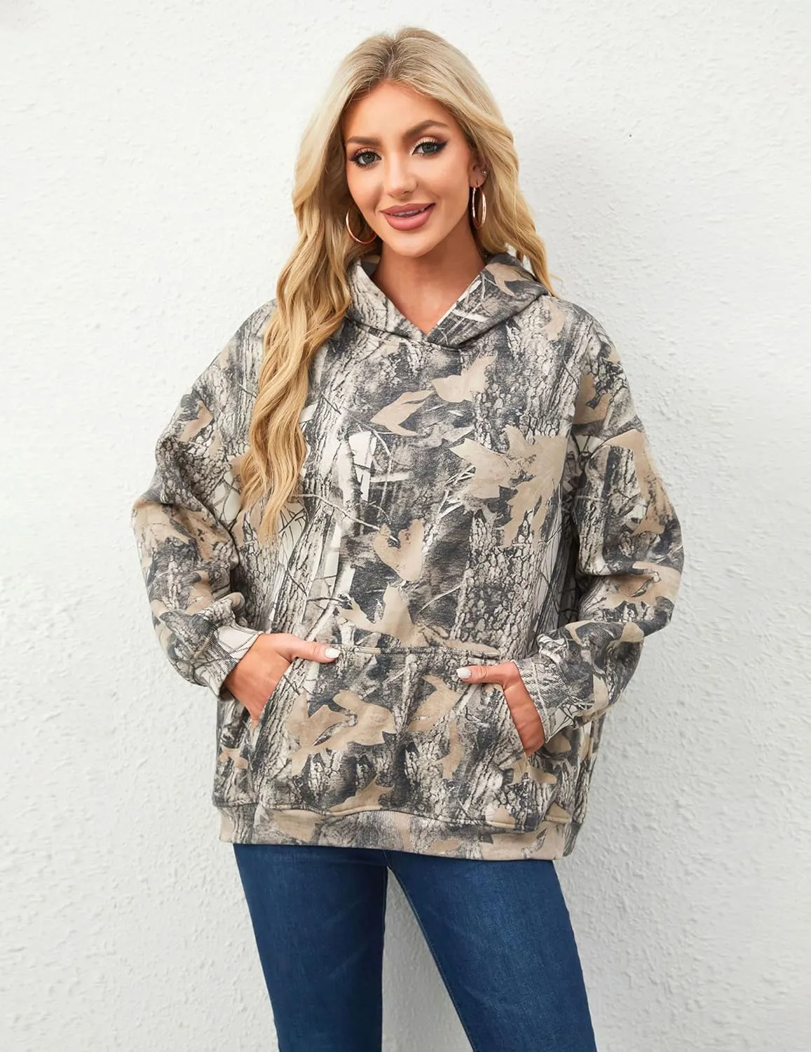 Womens Camo Hoodies Maple Leaf Print Oversized Hooded Pullover Shirt Fleece Long Sleeve Camo Sweatshirt With Pocket