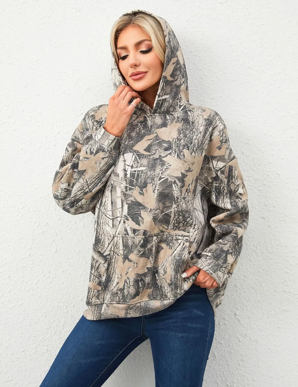 Womens Camo Hoodies Maple Leaf Print Oversized Hooded Pullover Shirt Fleece Long Sleeve Camo Sweatshirt With Pocket