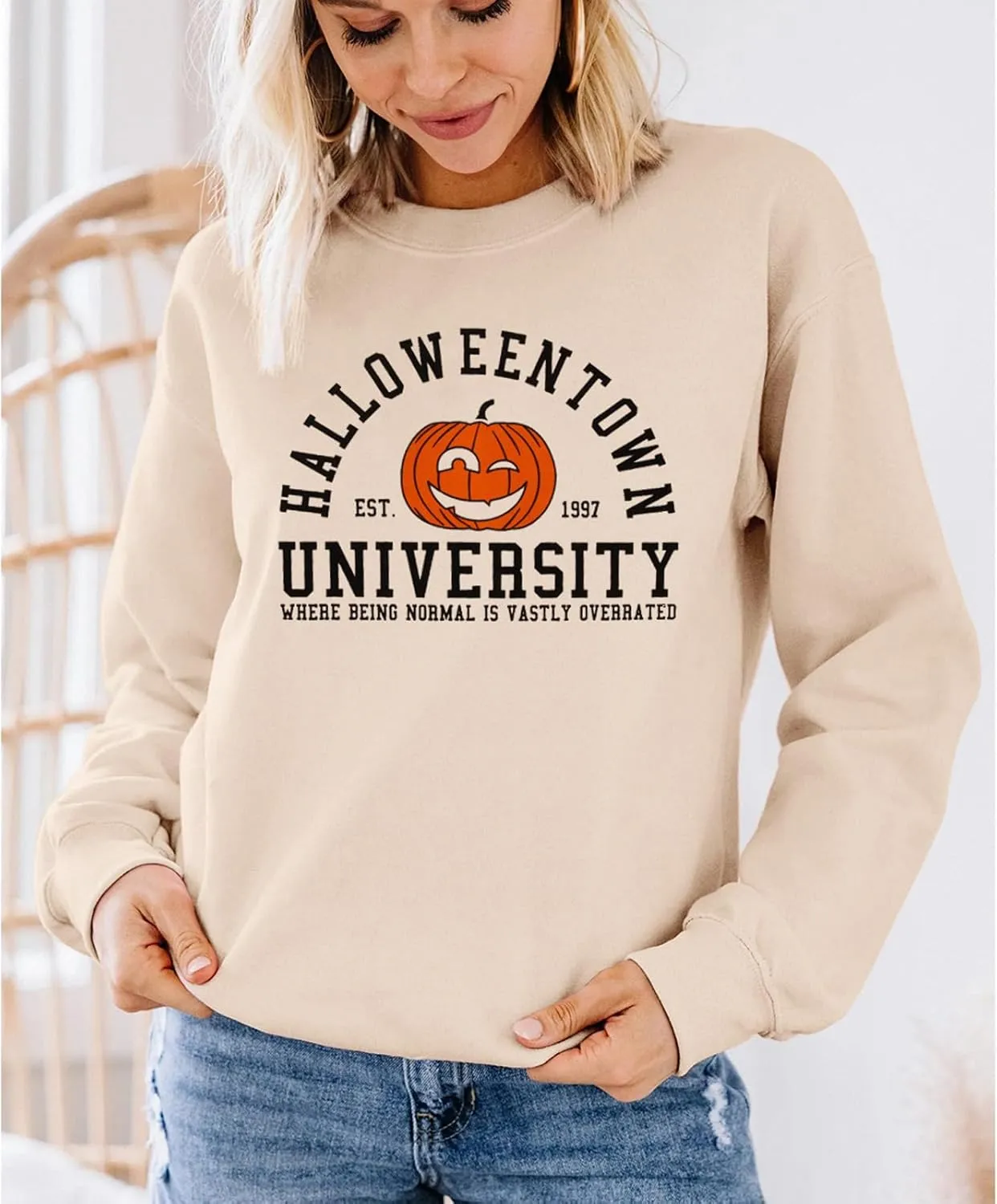 Women's Halloweentown Sweatshirt Halloween Town University Crewneck Top Spooky Season Oversized Pullover Clothes